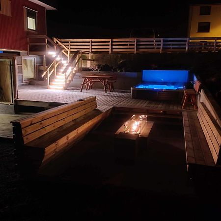 Apartament New Flat With Hot Tub - No3 Oyndarfjordur Zewnętrze zdjęcie